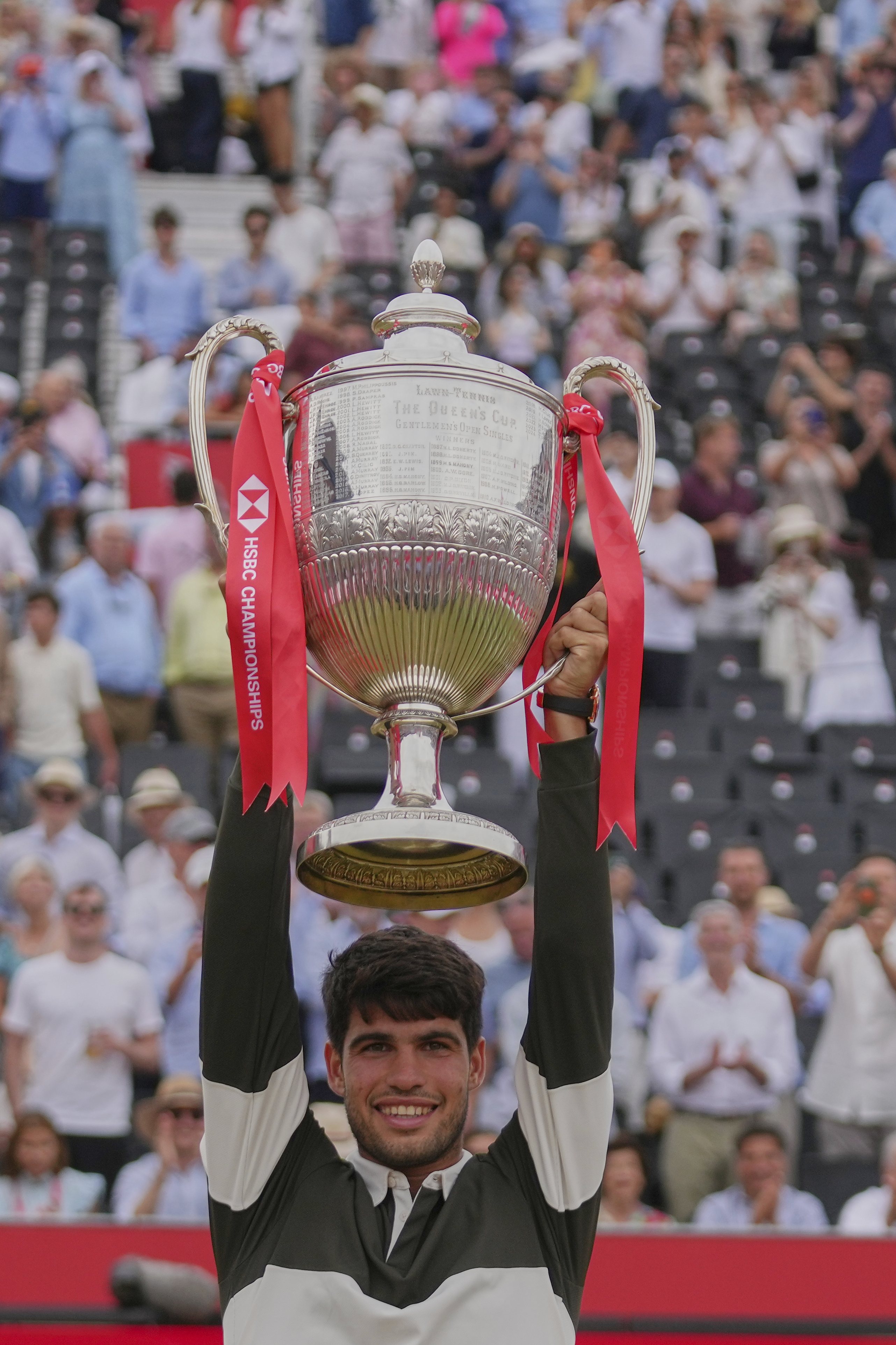 包含英国网球队鏖战澳大利亚网球队,阿尔卡拉斯统治全场的词条 包含英国网球队鏖战澳大利亚网球队,阿尔卡拉斯统治全场的词条