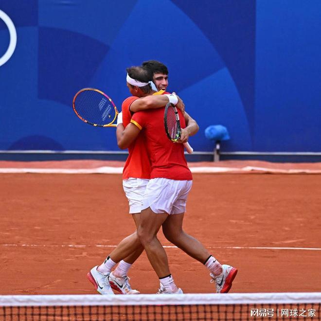 意大利网球队翻盘西班牙网球队,穆雷送出助攻 意大利网球队翻盘西班牙网球队,穆雷送出助攻