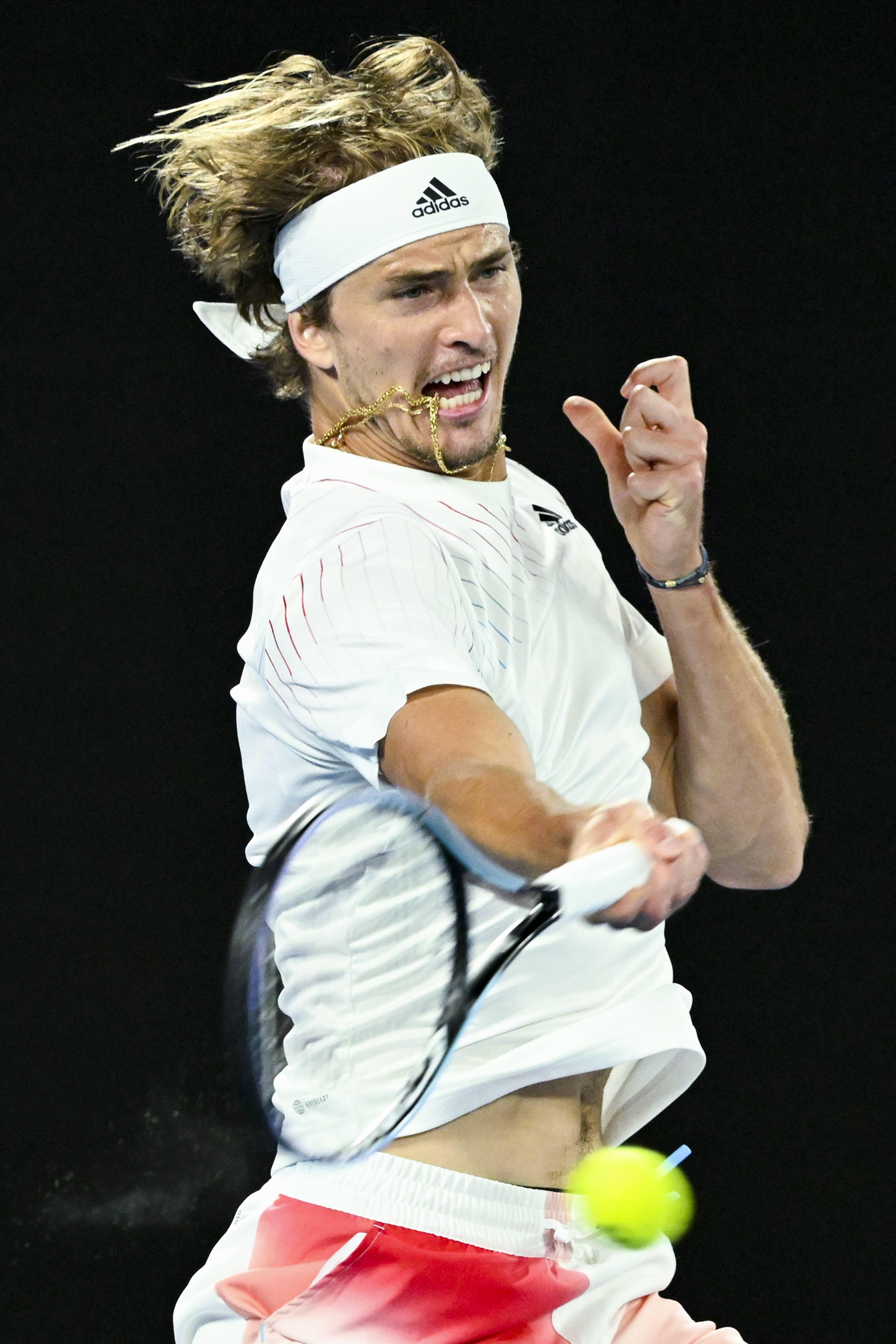 澳大利亚网球队逆转世界网球队,兹维列夫绝境逆转 澳大利亚网球队逆转世界网球队,兹维列夫绝境逆转