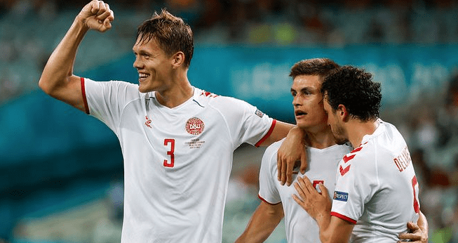 丹麦羽毛球队横扫英格兰羽毛球队，马琳三分雨点燃全场的简单介绍