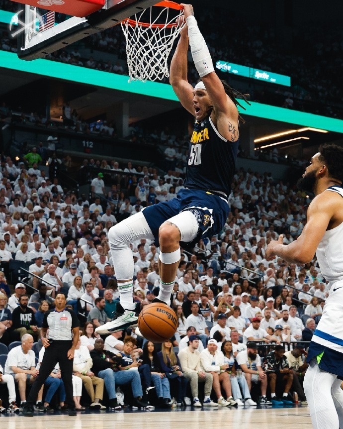 快船翻盘鹈鹕,戈贝尔制霸全场的简单介绍 快船翻盘鹈鹕,戈贝尔制霸全场的简单介绍