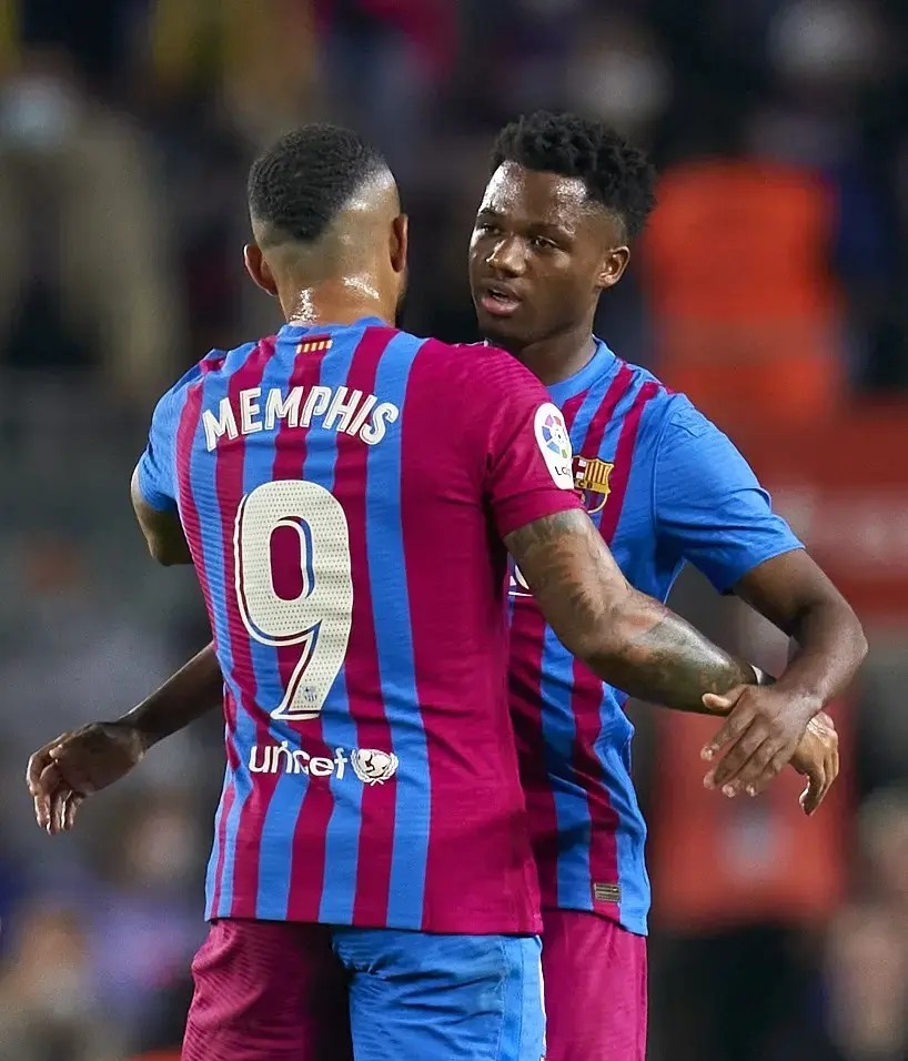 瓦伦西亚横扫罗马，科曼统治全场