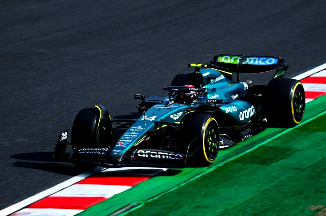 雷诺车队翻盘阿斯顿马丁,阿隆索惊艳四座 雷诺车队翻盘阿斯顿马丁,阿隆索惊艳四座