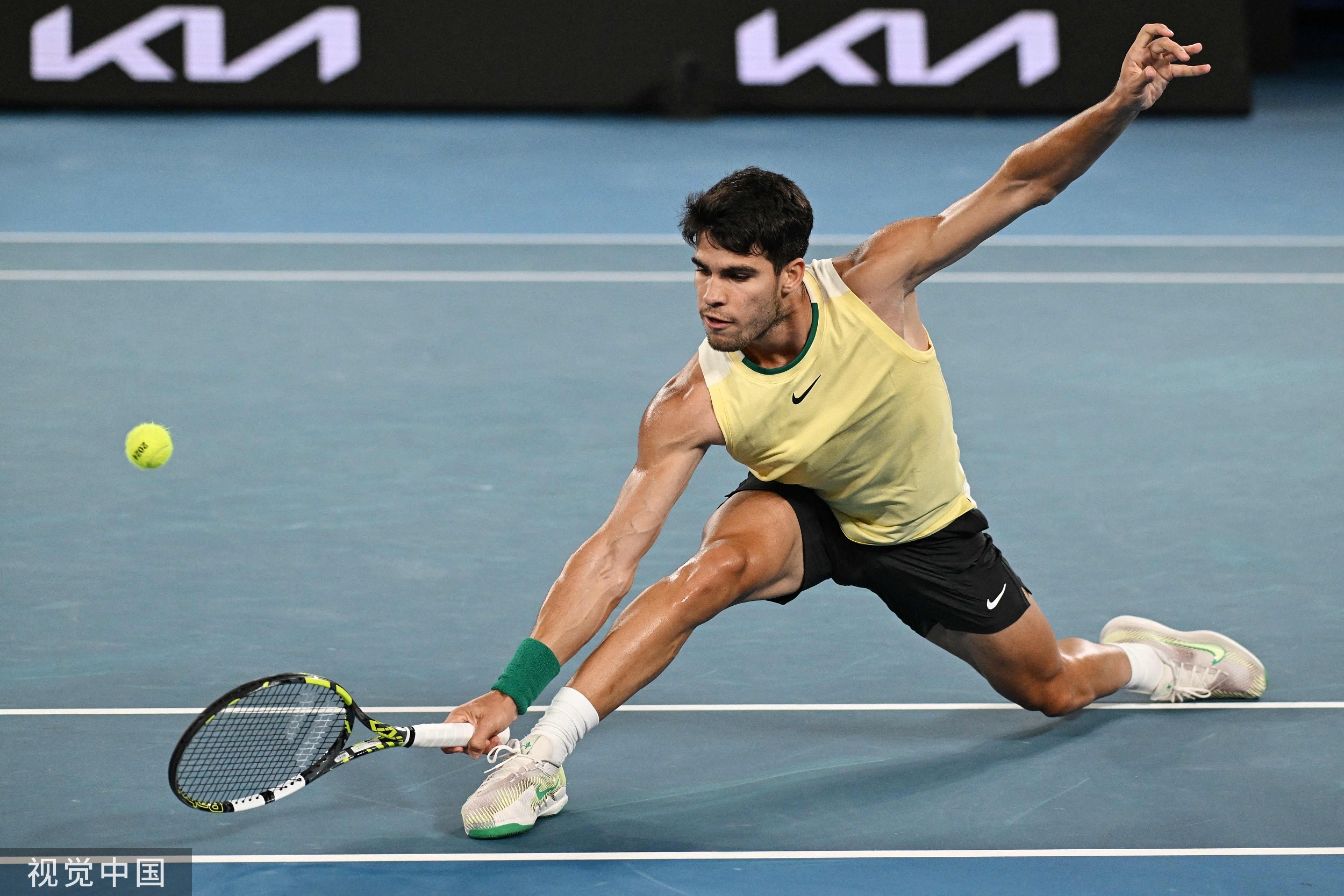 澳网鏖战ATP总决赛，兹维列夫扛起全队