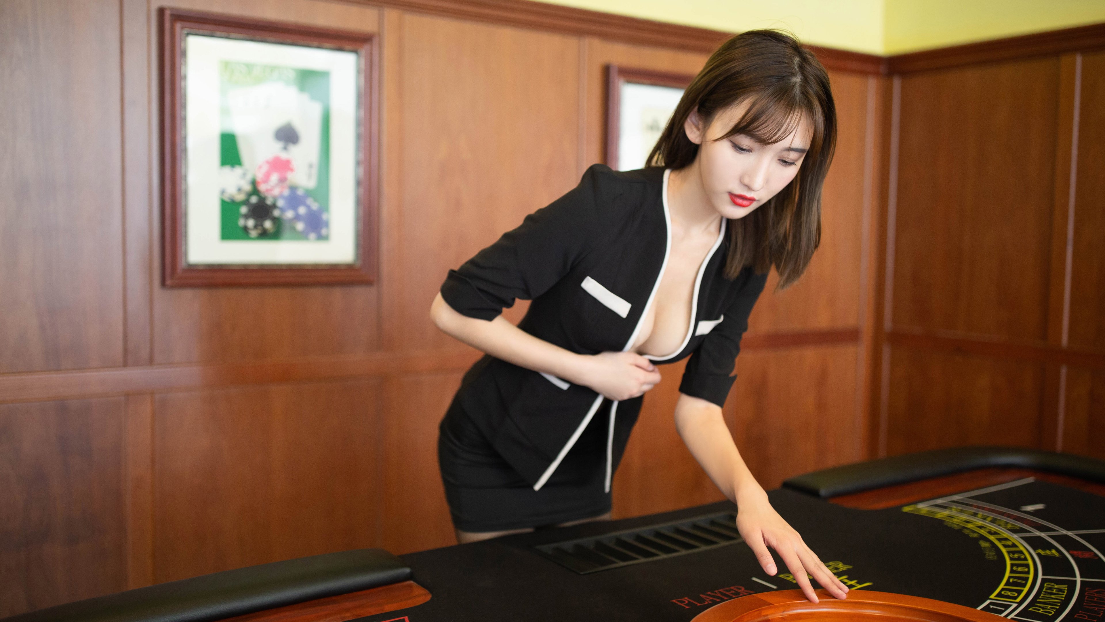 北欧风暴席卷曼谷,丹麦队战术完胜,辛杜火山喷发无可阻挡