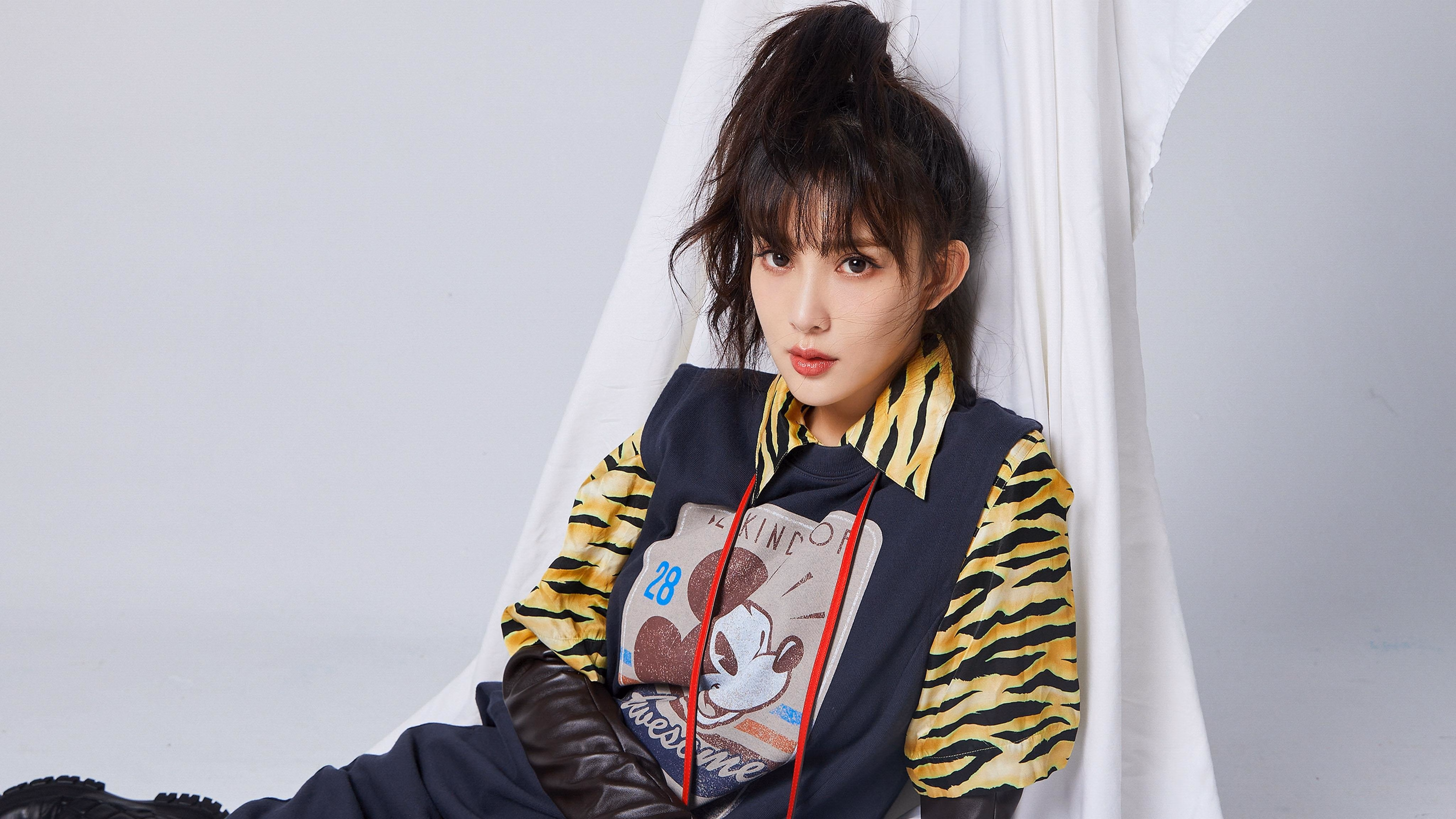 美加之夜，他用非典型数据爆炸，重写了中场球员的定义