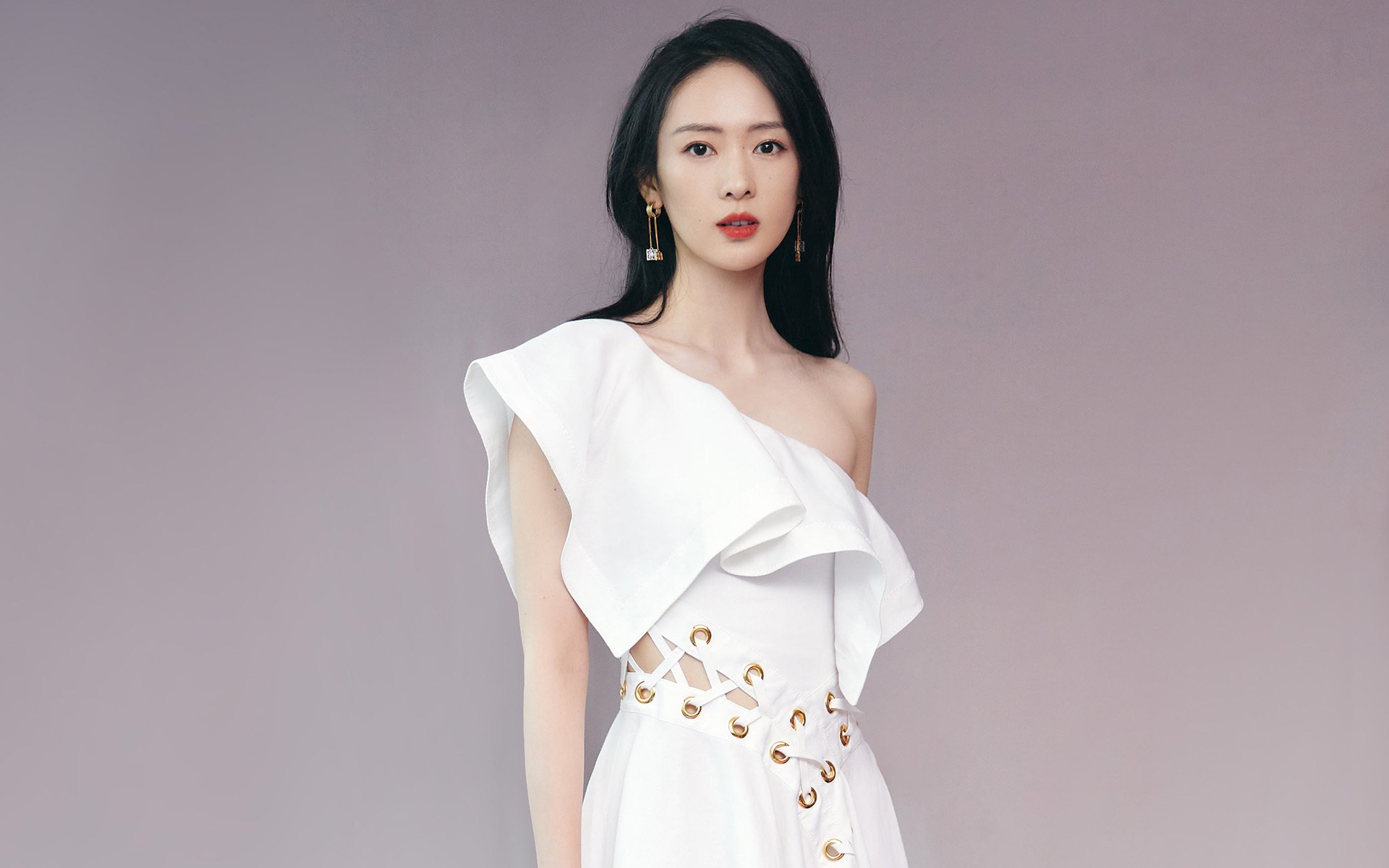 英超争冠冷风，新疆队冲垮雄鹿